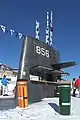 Bar in U-Boot-Form in St. Moritz