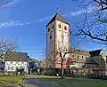 Dorfstraße mit Kirche St. Pankratius