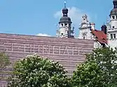 Der Namenszug an der Ostwand