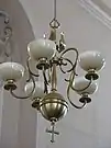 Eine der Deckenlampen