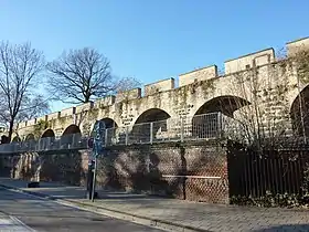Arkadennischen der Kölner Stadtmauer, um 1180