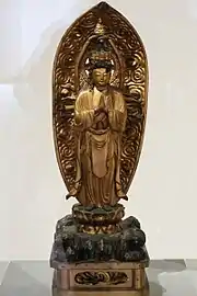 Stehende Kannon, Holz, bemalt, lackiert und vergoldet, Japan peint, laqué et doré. Japon. Edo-Zeit.