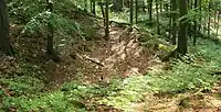 Bild 9: Hier stand ein größeres Gebäude der Unterburg