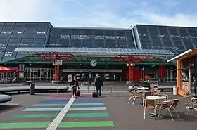 Haupteingang des Bahnhofes (2018)