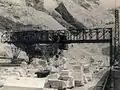 Ladekran an der Bahnstation Fantiscritti (zwischen 1922 und 1930)