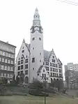 Verwaltungsgebäude, beherbergt das Rektorat der Universität.