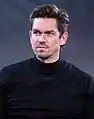 Steve Howey spielte Kevin Ball