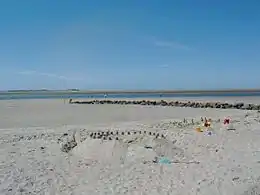 Strand von Utersum bei Ebbe mit Blick auf die Nordspitze von Amrum