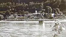 Der Pfeiler als Sprungturm im Strandbad Mumpf Gesamtaufnahme 1933