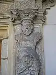 Bild 8: Herme mit (a) Fratzenprotome am Bauch und (b) zwei Löwenprotomen an den Armstümpfen im Alten Schloss in Stuttgart, 16. Jahrhundert.