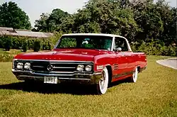Buick Wildcat Sedan (1964)