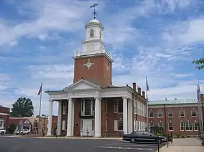 Sussex County Courthouse, seit 1973 im NRHP gelistet