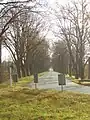 Die alte B6 in Barrien: Blick vom Bahnhof Barrien Richtung Friedhof