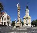 Dreifaltigkeitssäule und katholische Kirche