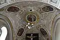 Deckenkuppel in der Kirche