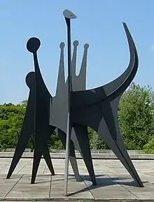 Têtes et Queue (1965), StahlstabileNeue Nationalgalerie, Berlin