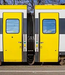 Faltenbalg des Dieseltriebzuges 612 122 der DB Regio