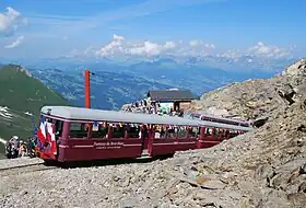 Zug am Nid d’Aigle in aktueller Farbgebung (2006)