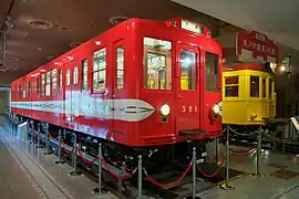 Wagen 301 der Baureihe 300