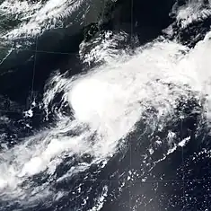 Arthur bei seiner höchsten Intensität am 15. Juli 2002, 17:20 UTC