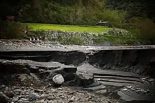 Schlammablagerungen am Unterlauf des Liwu-Flusses