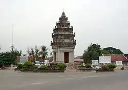 Unabhängigkeitsmonument in Takeo