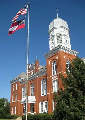 Taliaferro County Courthouse, gelistet im NRHP Nr. 80001242