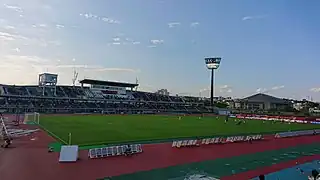 Blick auf die Haupttribüne (November 2018)