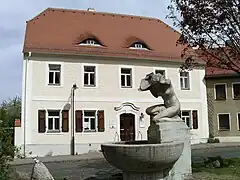 Parthebrunnen vor dem Diakonat