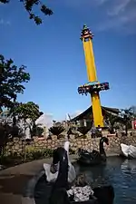 Knall & Fall Freefalltower
