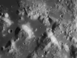 Lunar Orbiter 4 im Taurus-Littrow-Tal in der Nähe des Landeplatzes