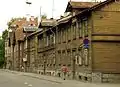 Historische Holzhäuser in der Tehnika-Straße