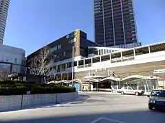 Empfangsgebäude der Linien von Tōkyū Dentetsu