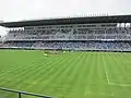 Die Haupttribüne (Mai 2011)