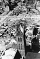 Blick vom Rathausturm (1946) auf die Waisenhofstraße und Dammstraße