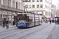 Straßenbahnhaltestelle „Theatinerstraße“ in der Maffeistraße