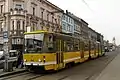 Tatra KT8D5 in der Haltestelle U Práce, Klatovská
