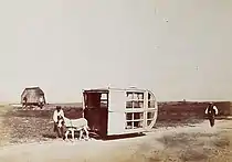 Güterzug mit Baumaterial, 1895