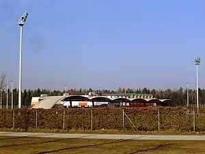 HAKA Arena, im Hintergrund die Sporthalle