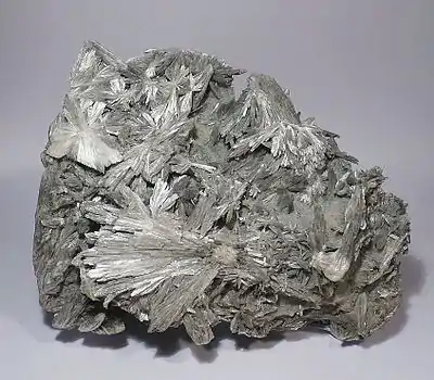 Tremolit