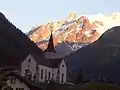 Trient mit dem Mont-Blanc-Massiv im Hintergrund