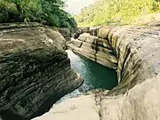 Fluss Shimankeng (23.601338888889120.66703888889) im Wannian-Canyon (萬年峽谷)