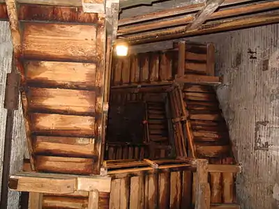 Das Treppenhaus im Inneren des Turms Asinelli