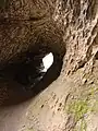 Verwitterungsformen in einem Tunnel