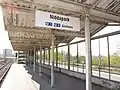 Glaslose Wände am Bahnsteig Richtung Ginnheim