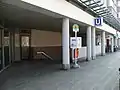 Abgang von der Oberfläche zum Verteilergeschoss