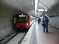 U-Bahnzug vom Typ DT2 auf der (ehemaligen) Linie U11
