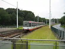 U35 in Mittellage auf der Universitätsstraße
