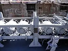 Wasserbomben auf der USS Cassin Young