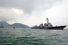 Die Decatur in der Bucht von Hong Kong, 2006